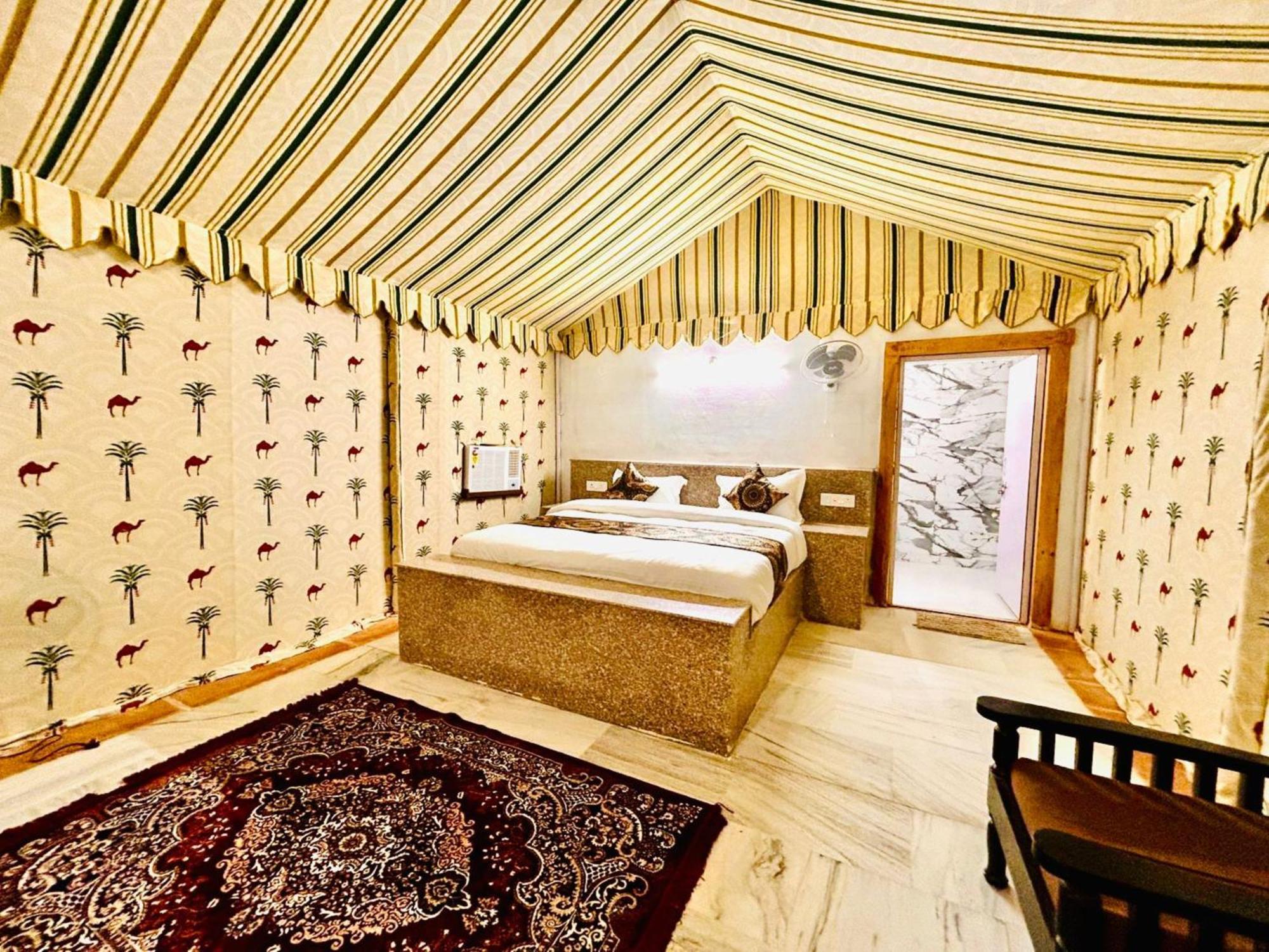 Jaisalmer Sand Dunes Luxury Camp And Resort ภายนอก รูปภาพ