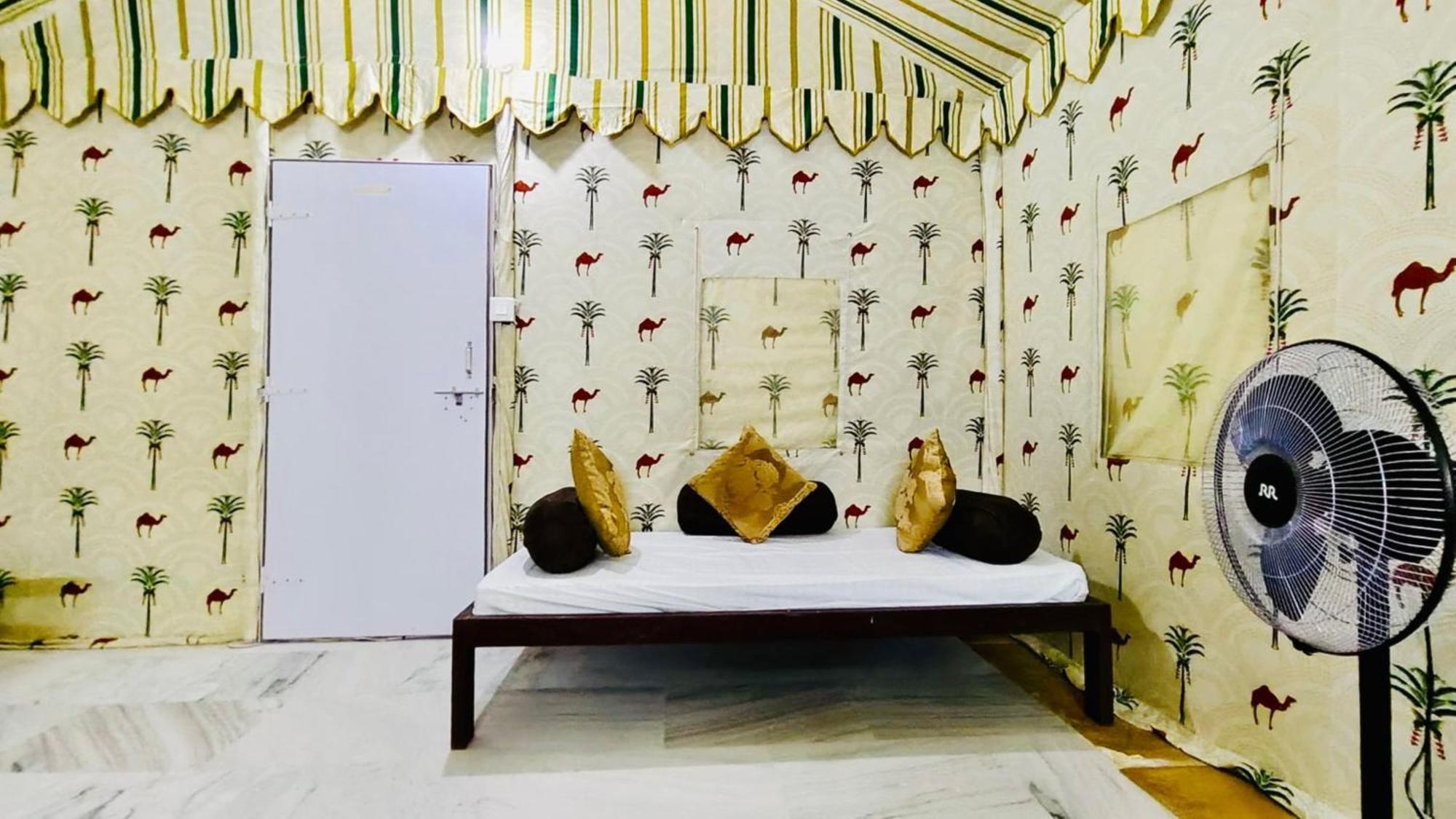 Jaisalmer Sand Dunes Luxury Camp And Resort ภายนอก รูปภาพ