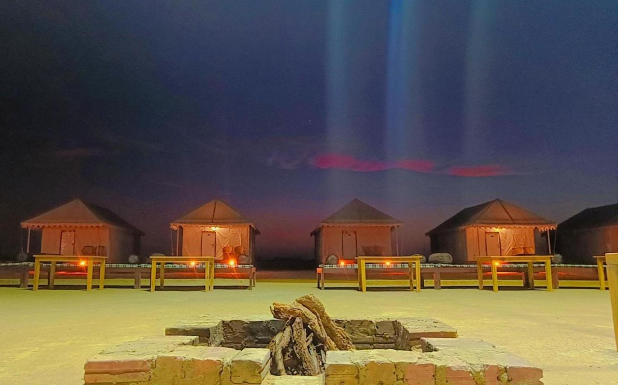 Jaisalmer Sand Dunes Luxury Camp And Resort ภายนอก รูปภาพ