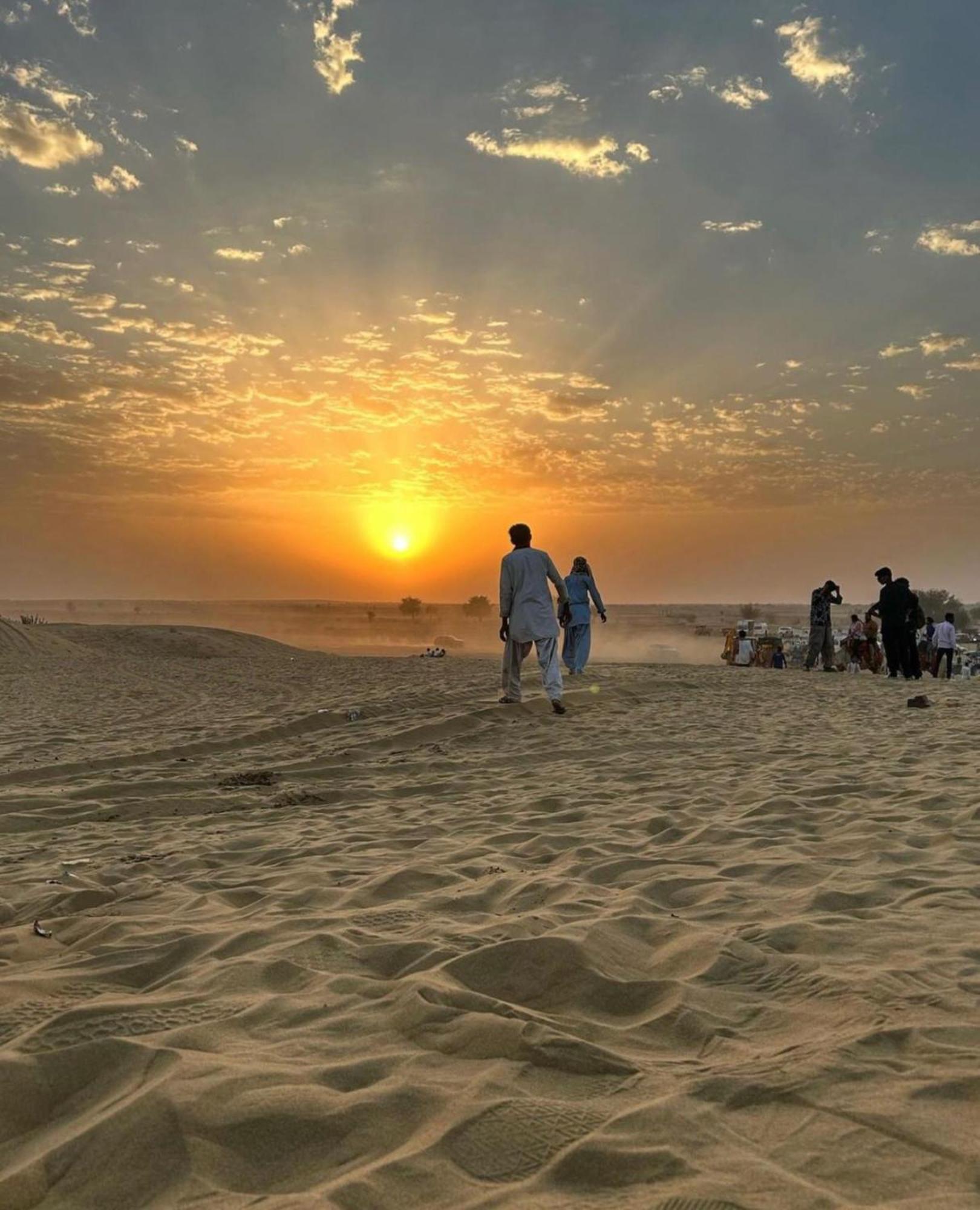 Jaisalmer Sand Dunes Luxury Camp And Resort ภายนอก รูปภาพ