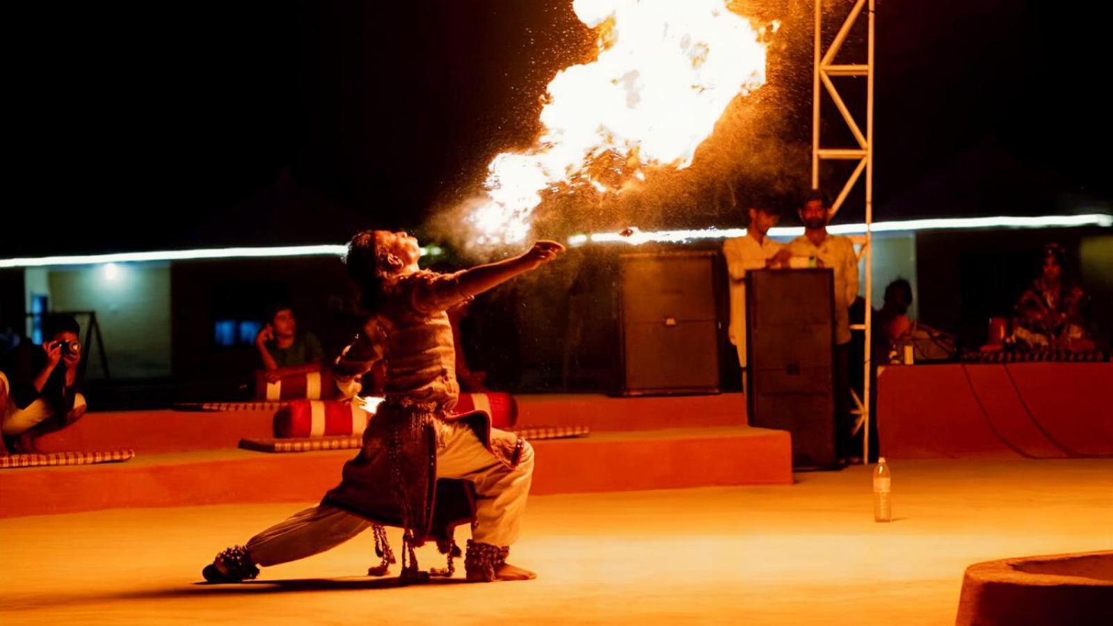 Jaisalmer Sand Dunes Luxury Camp And Resort ภายนอก รูปภาพ