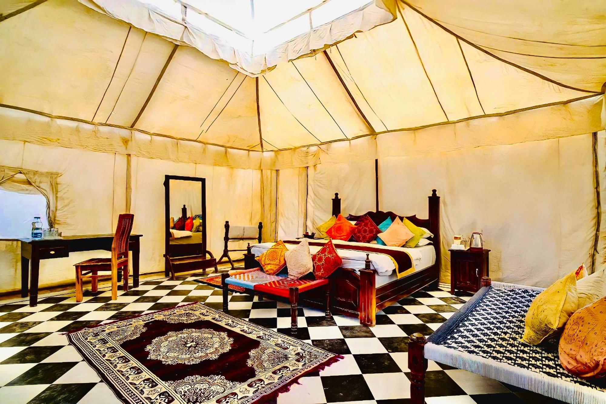Jaisalmer Sand Dunes Luxury Camp And Resort ภายนอก รูปภาพ
