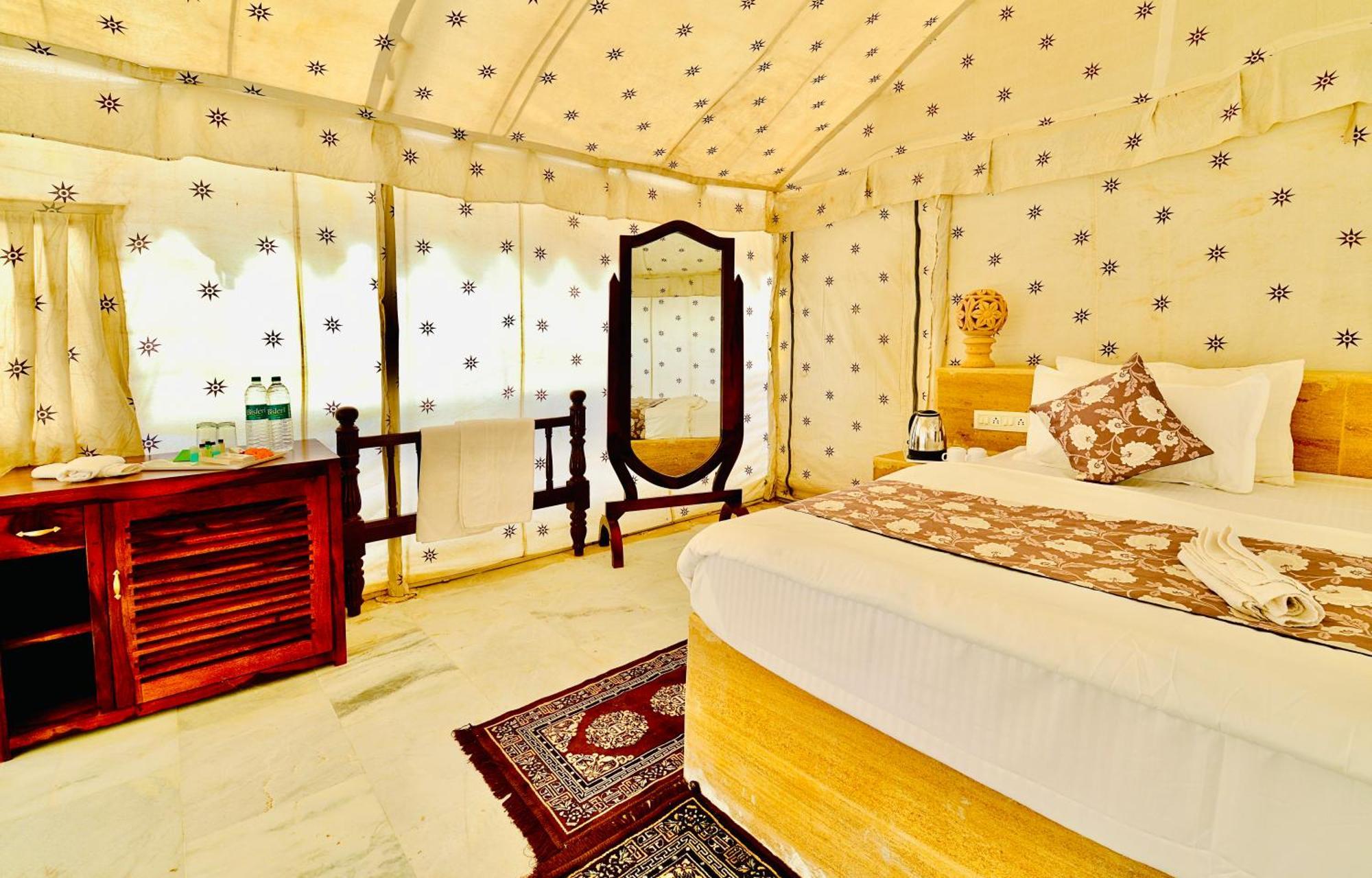 Jaisalmer Sand Dunes Luxury Camp And Resort ภายนอก รูปภาพ